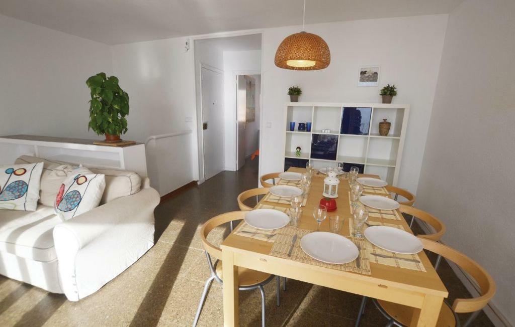Duplex En Frente De La Playa Al Lado De Barcelona Lejlighed Canet De Mar Eksteriør billede